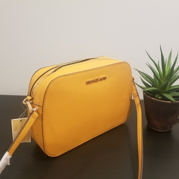 Michael Kors Crossbody Bag - Picture 1 of 7